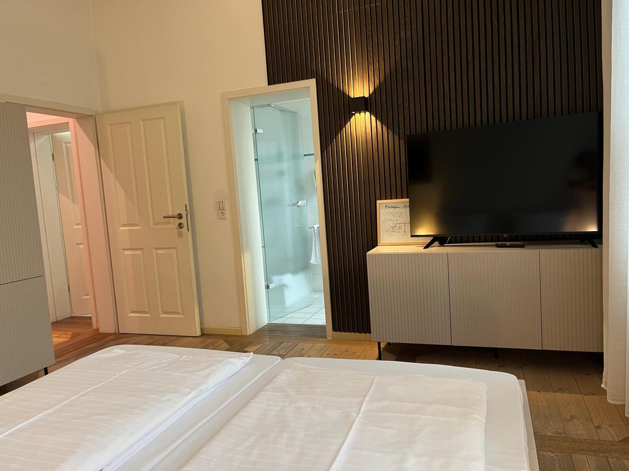 Hotel Hahn Gondelsheim Oda fotoğraf